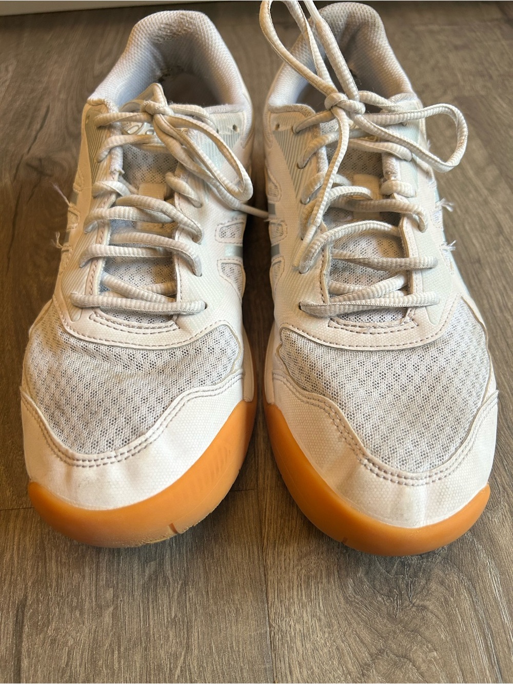 Aasics Upcourt Indoor Court Volleyball Shoes- White with Gum Outsole - Picture 2 of 9